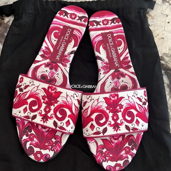 DOLCE & GABBANA PRINTED CANCAS SLIDES SIZE - Picture 9 of 17